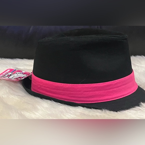 Sanrio Hello Kitty 🎀 Girls Black Fedora Hat HK Button M/L NWT - Picture 8 of 9